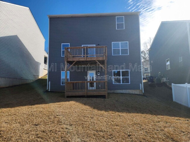 Building Photo - 568 Country Oak Dr