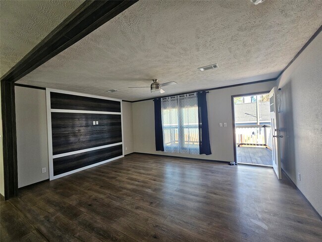 Building Photo - 16854 W Forrestal