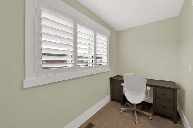 Building Photo - 13621 N Freestyle Ln