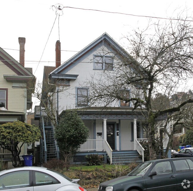 Building Photo - 2388 NW Lovejoy St