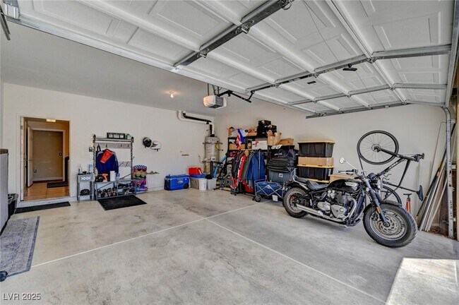 Building Photo - 820 Canterra St