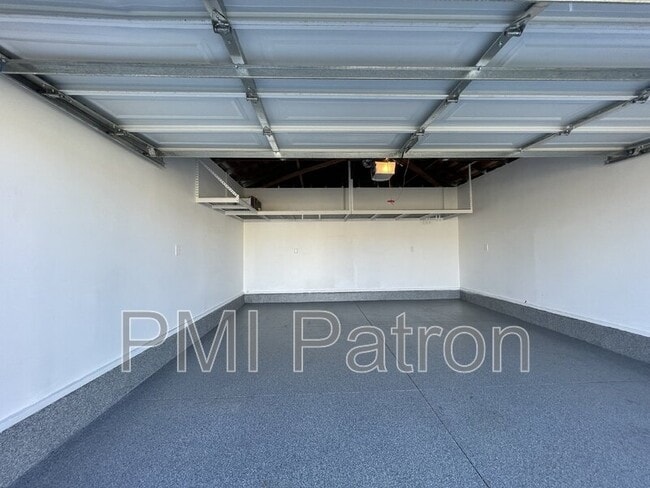 Building Photo - 2830 Harvey Way