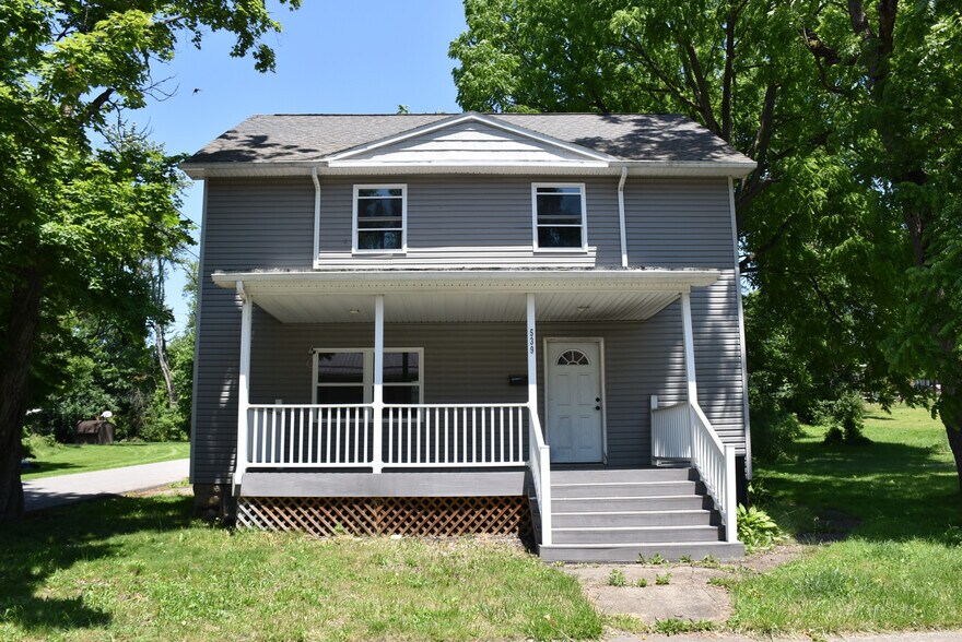 Building Photo - 539 North St