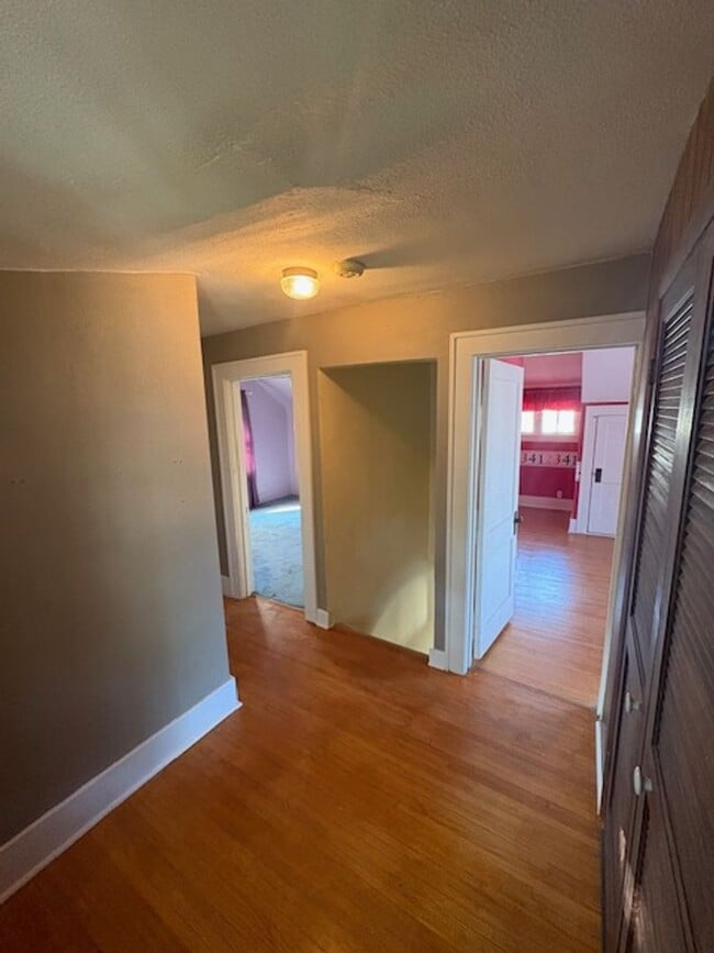 Building Photo - 3110 N Sherwood Ave