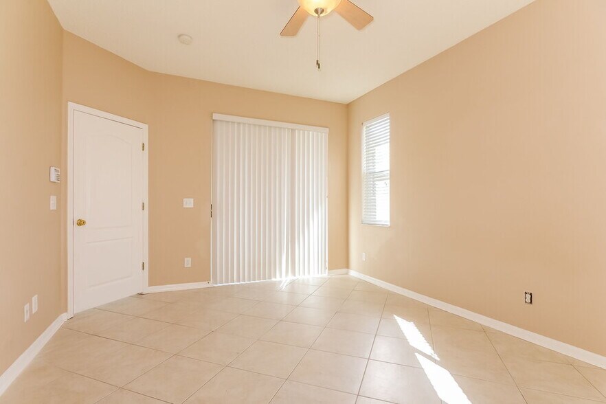Building Photo - 13614 Mere View Dr