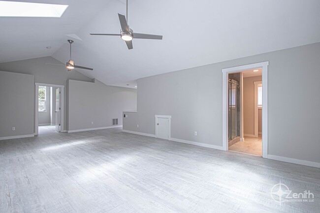 Building Photo - Beautifully Remodeled 5 Bedroom Camas Home...