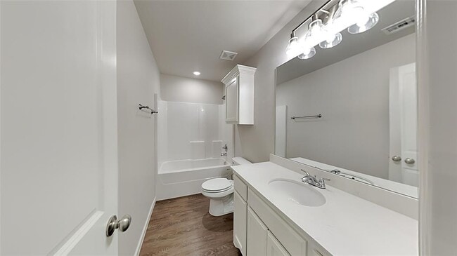 Building Photo - 11207 Breckenridge Ln