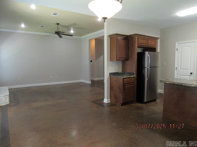 Building Photo - 5355 Lovette Cove