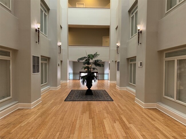 Primary Photo - 2208 Postoffice St