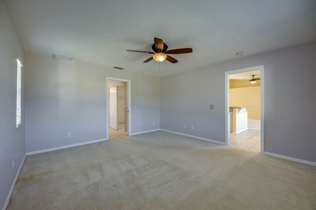 Building Photo - COMING SOON! 3 bedroom 2 bathroom single f...