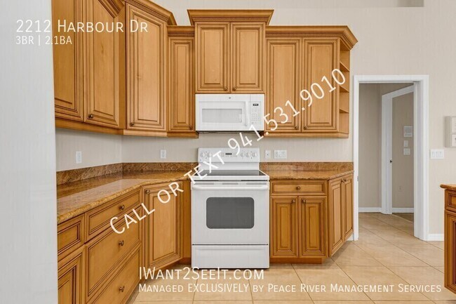 Building Photo - 2212 Harbour Dr
