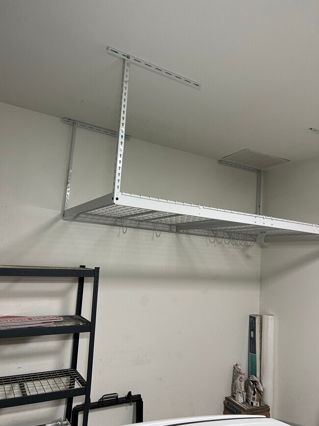 Building Photo - 25 S Quinn Cir