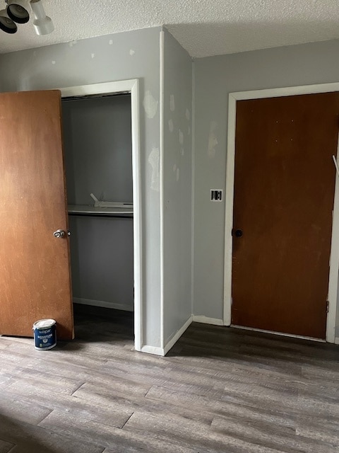 Laundry room - 318 N Onondago Ave