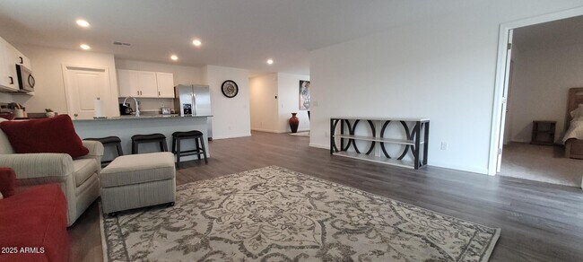 Building Photo - 895 Jubal Ln