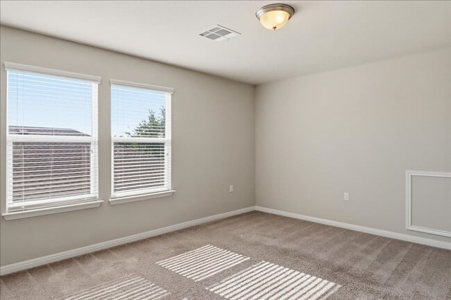 Building Photo - 816 Hamilton Ln