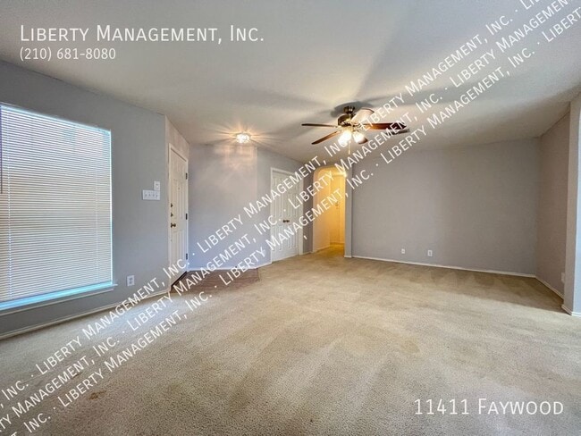 Building Photo - Single story home in the gated Heights at ...