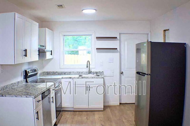 Building Photo - 209 Friedheim Rd