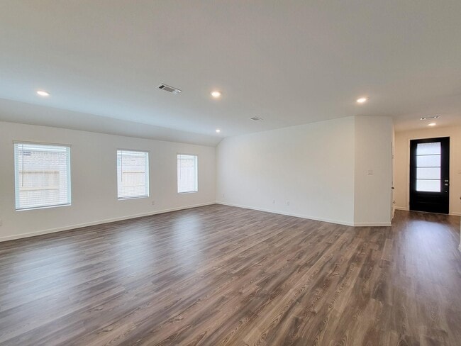 Building Photo - 15711 Vista Sutton Dr