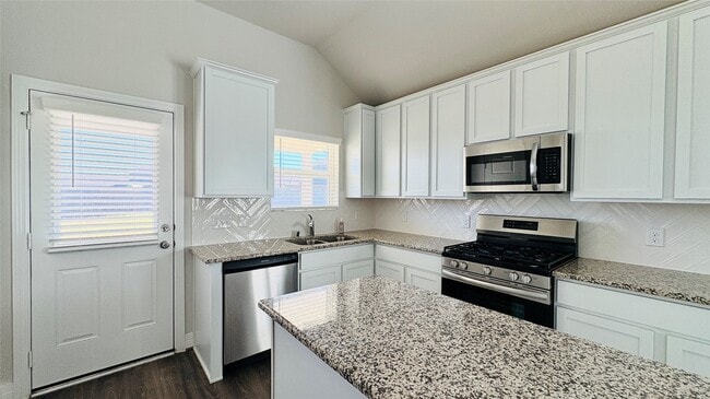 Building Photo - 21203 Oceana Hbr Ln