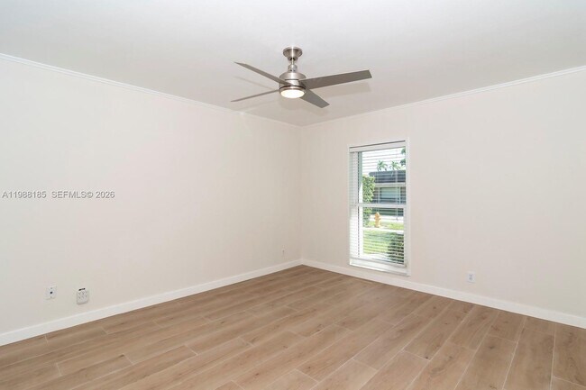 Building Photo - 2011 NE 211th St