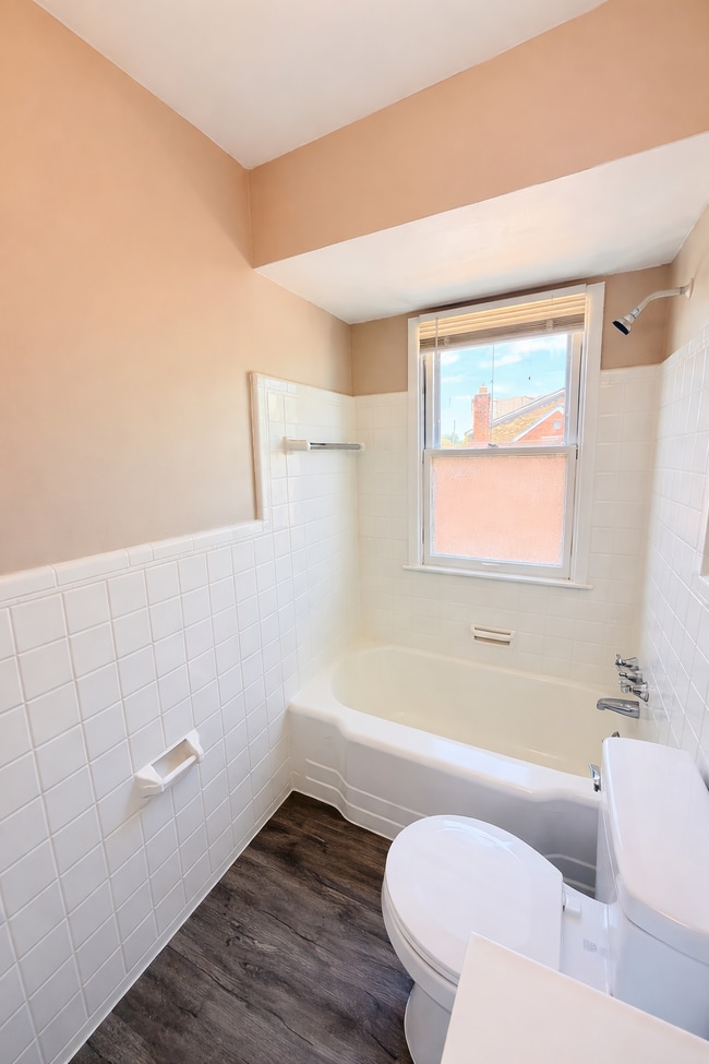 Building Photo - 5280 Alter Rd