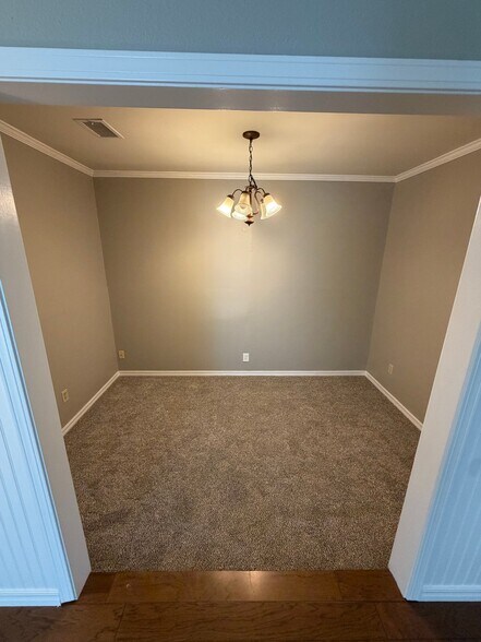 Building Photo - 329 N Date St