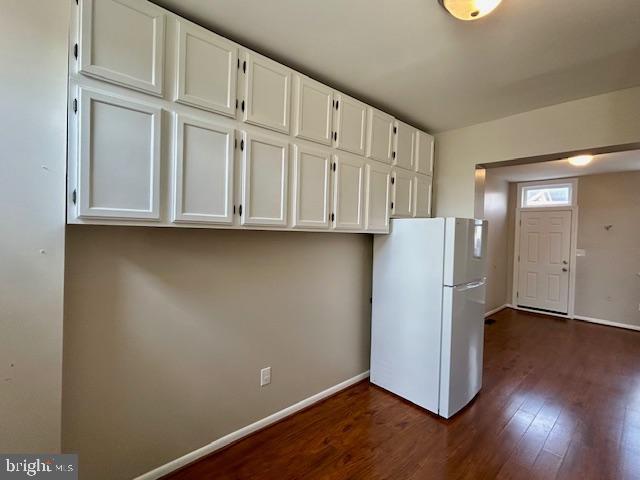 Building Photo - 923 McHenry St