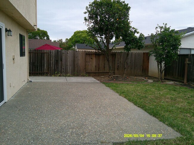 Building Photo - 1777 Daniel Ct