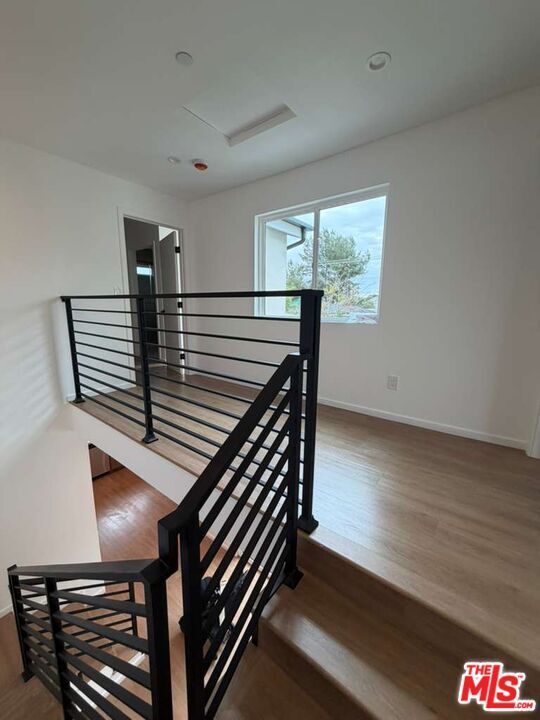 Building Photo - 5417 Gentry Ave