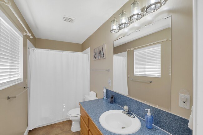 Building Photo - 129 N 100 W