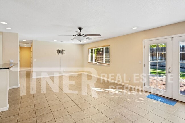 Building Photo - 8224 Longden Cir