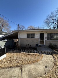 Building Photo - 7932 Labelle St