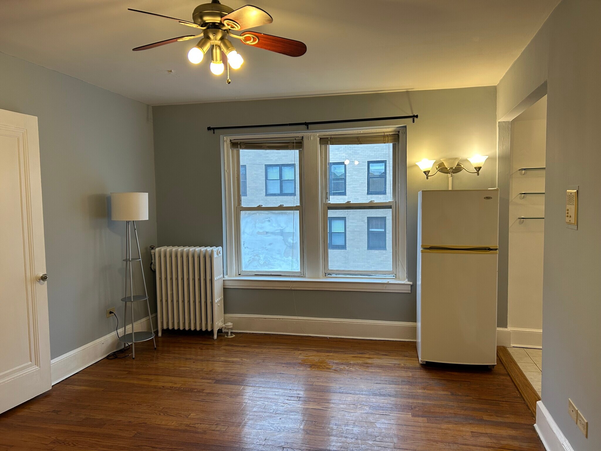 Building Photo - 53 Prospect St