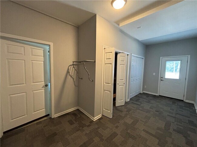 Building Photo - 3935 Melody Mizer Ln