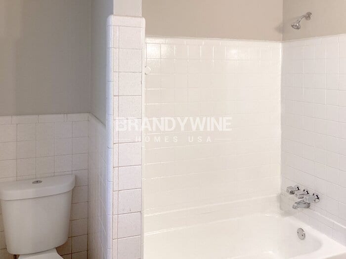 Building Photo - 2336 Columbia Woods Ct