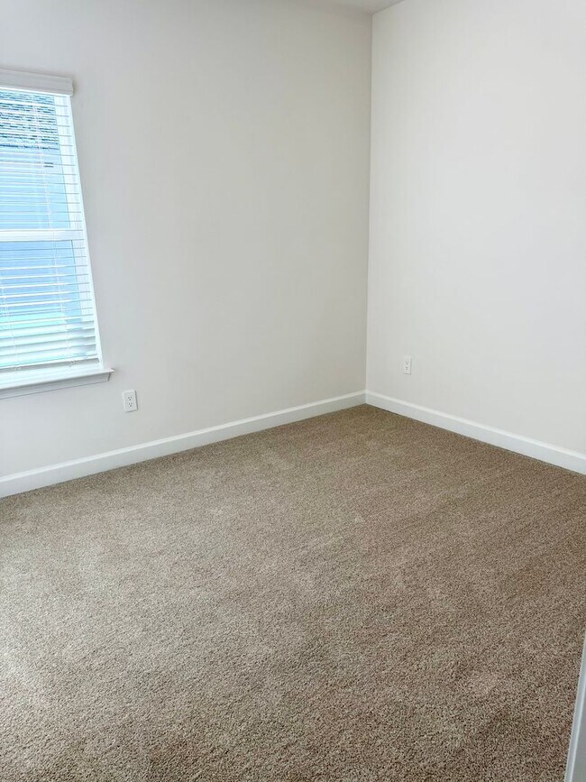 Building Photo - BRAND NEW! Beautiful 3 bedroom/2 bathroom home available now!