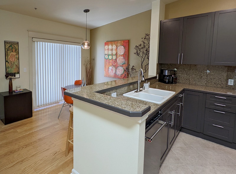 Building Photo - 326 Queen Anne Ave N