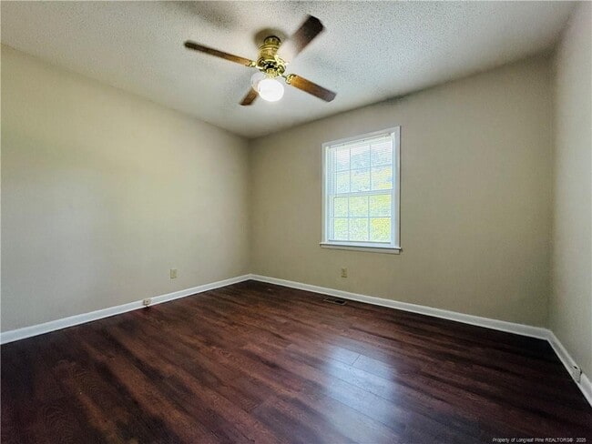 Building Photo - 289 Ramona Dr