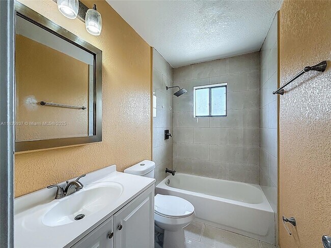 Building Photo - 8420 SW 133rd Avenue Rd