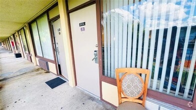 Building Photo - 7900 S Orange Blossom Trail
