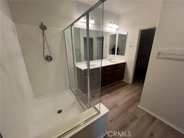 Building Photo - 16001 Chase Rd