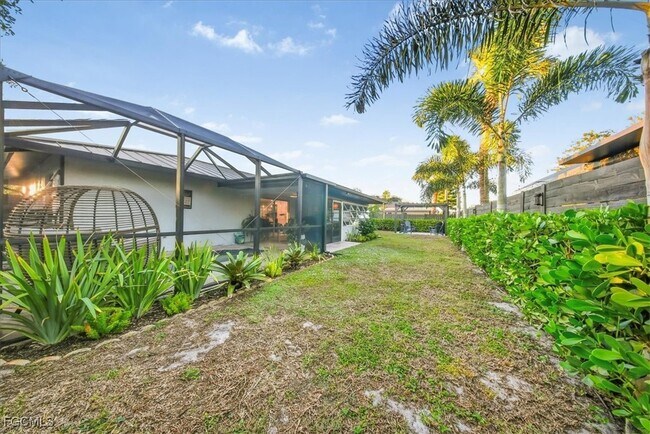 Building Photo - 4548 Genoa Ave