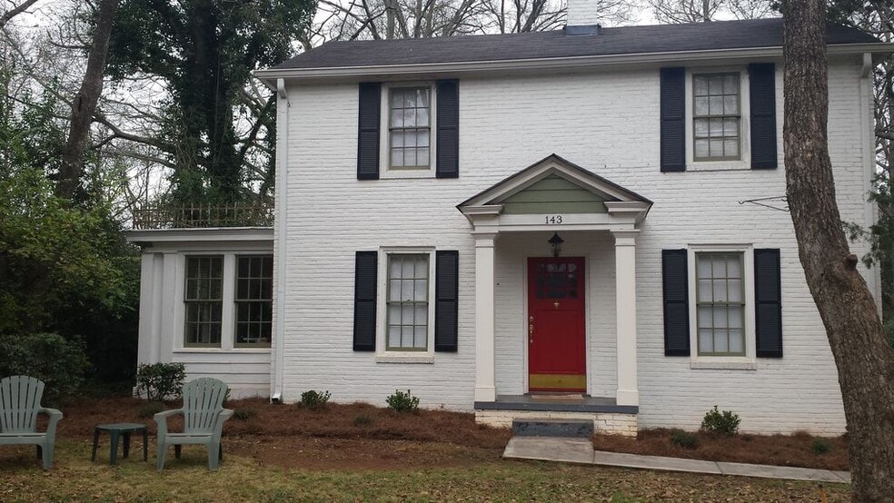 Building Photo - 143 Greenwood Drive