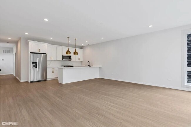 Building Photo - 5434 S Michigan Ave