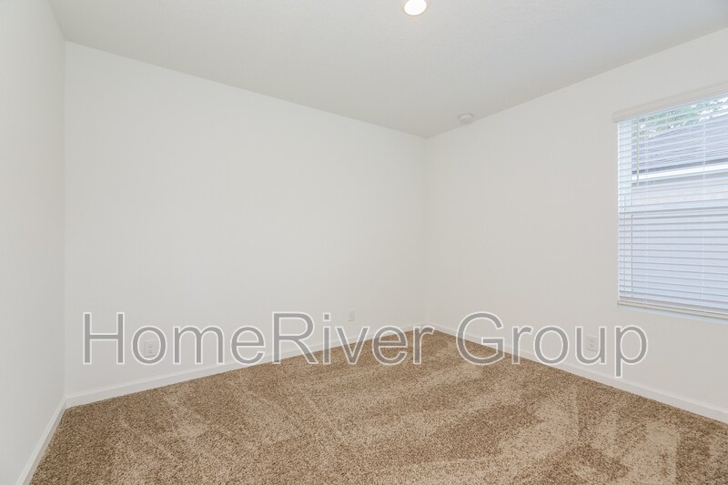 Building Photo - 4978 Bramante Dr