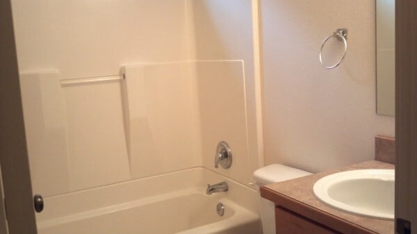 Building Photo - 1754 NE Lotus Dr
