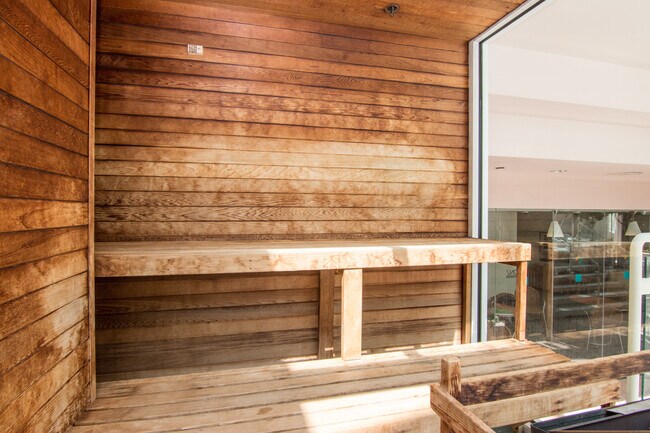 Building Photo - 4 Martine Ave