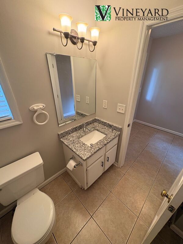 Building Photo - 6085 Sand Wedge Cir