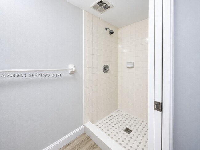 Building Photo - 14917 SW 104th St