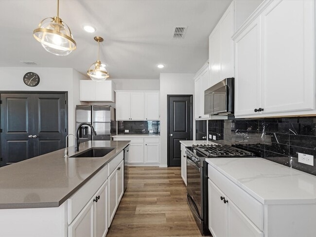 Building Photo - 3626 Doramus Dr